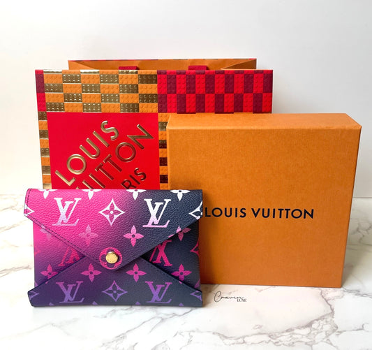 Louis Vuitton Medium Kirigami Pochette