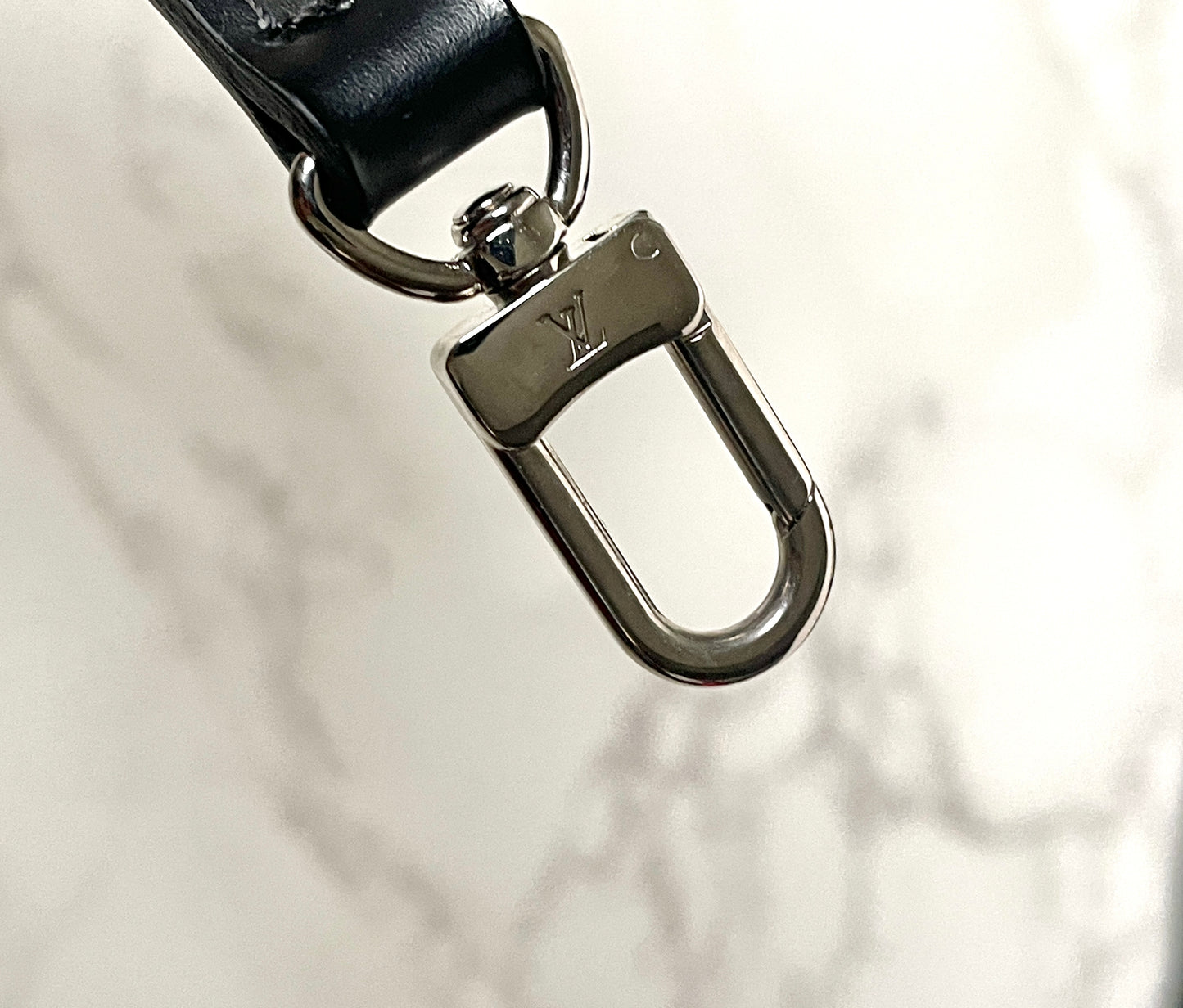 Louis Vuitton Alma BB Epi