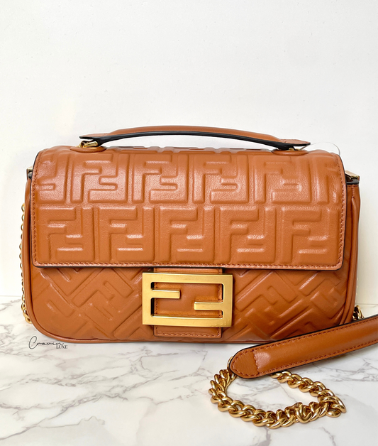 Fendi Leather Midi Baguette