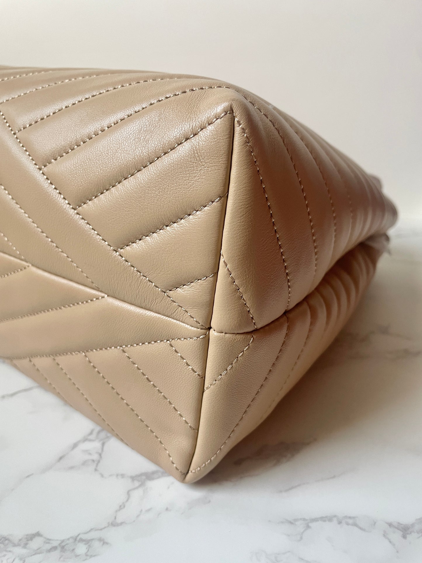 Tory Burch Kira Chevron Tote