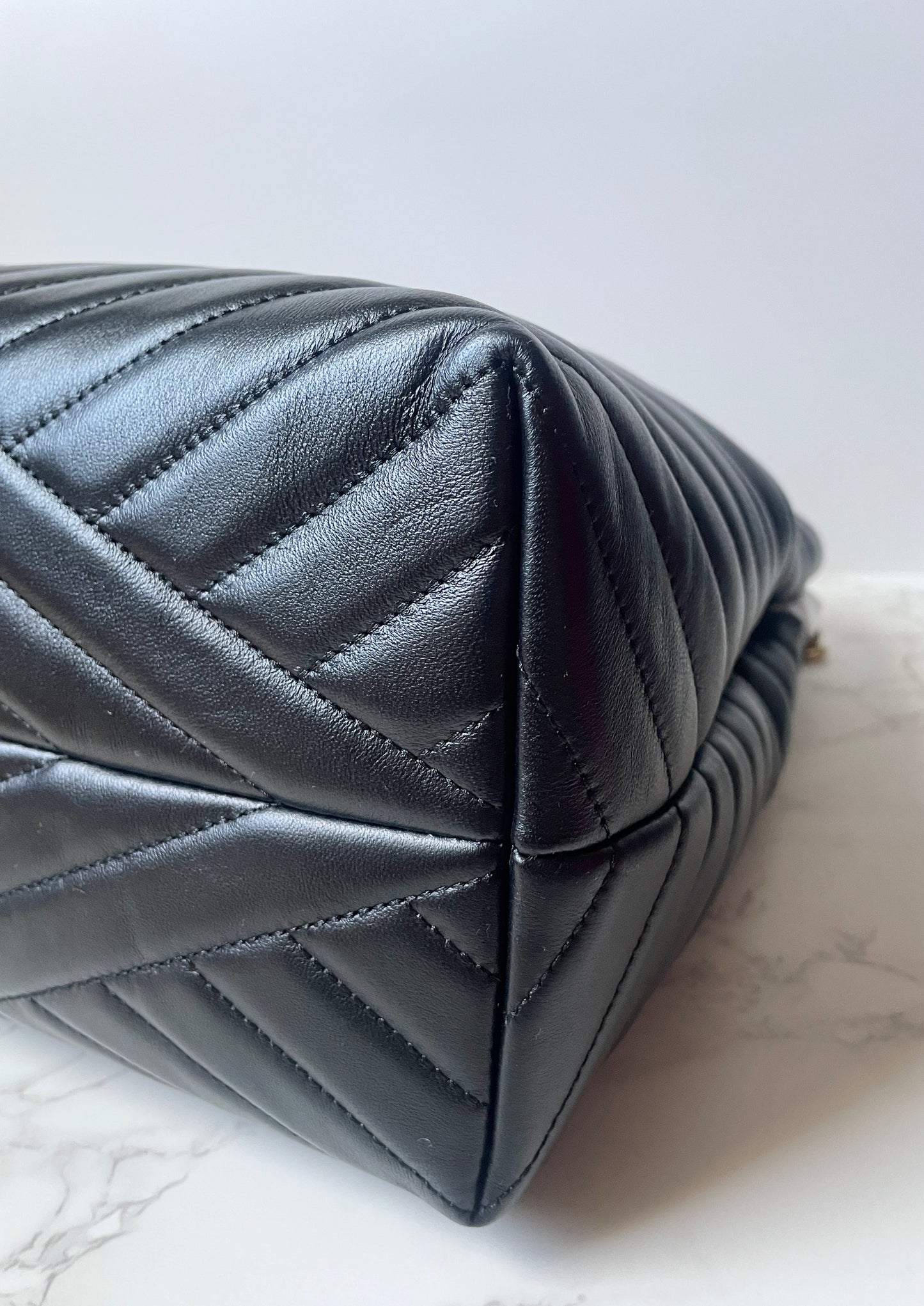 Tory Burch Kira Chevron Tote