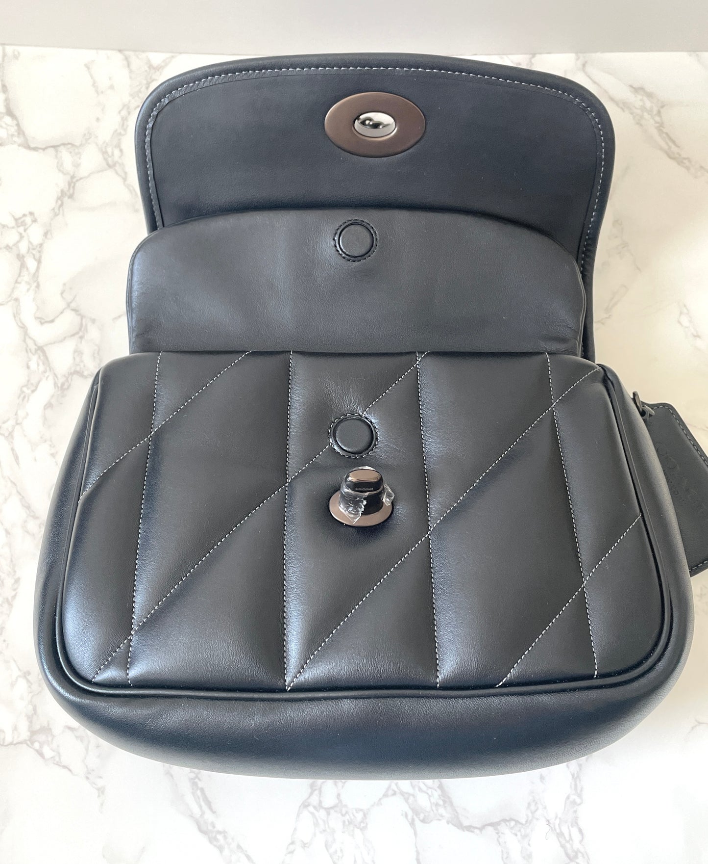 Coach Pillow Madison 26