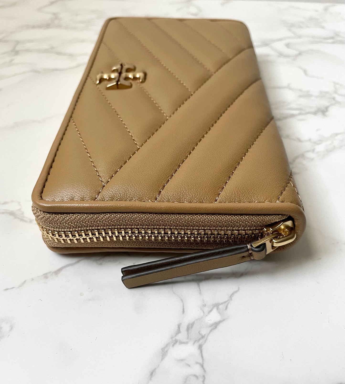 Tory Burch Kira Zip Continental Wallet