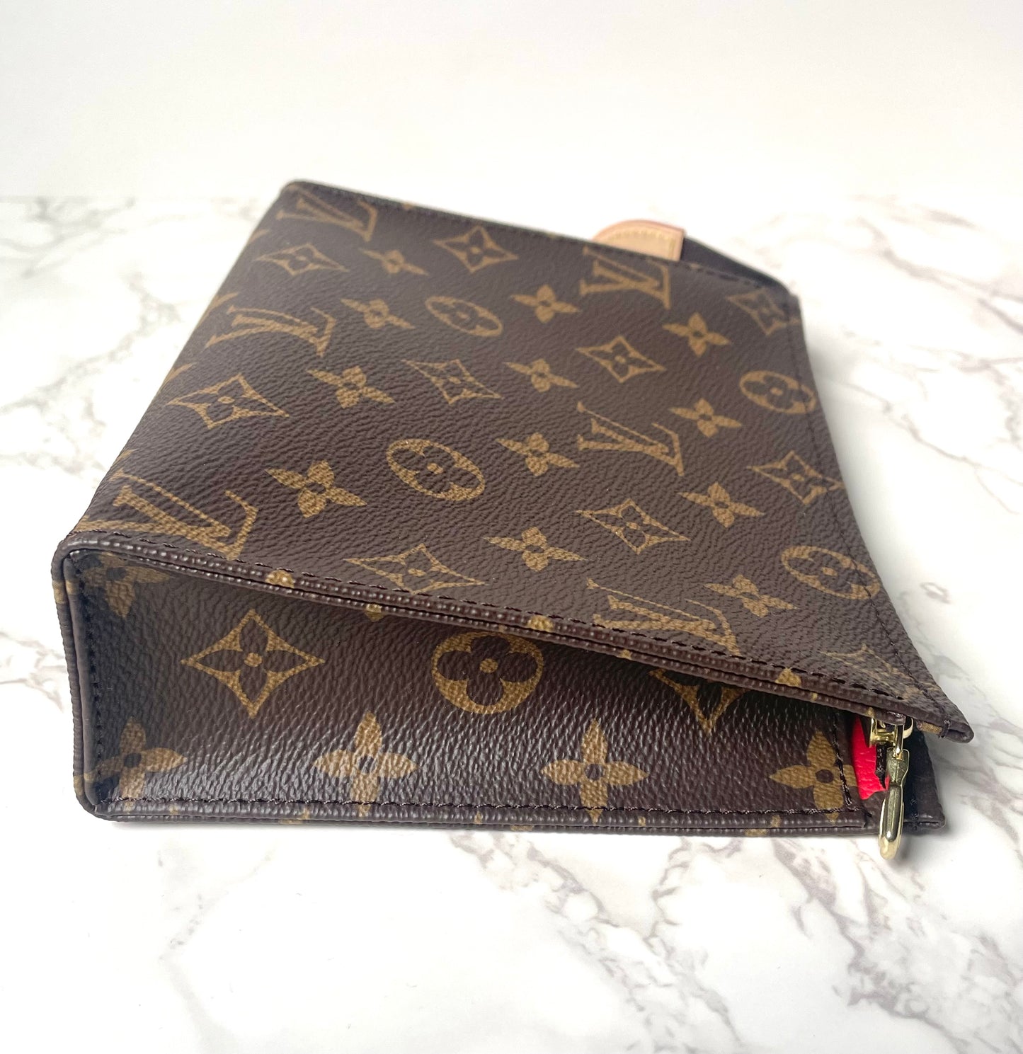 Louis Vuitton Toiletry 19 New Model