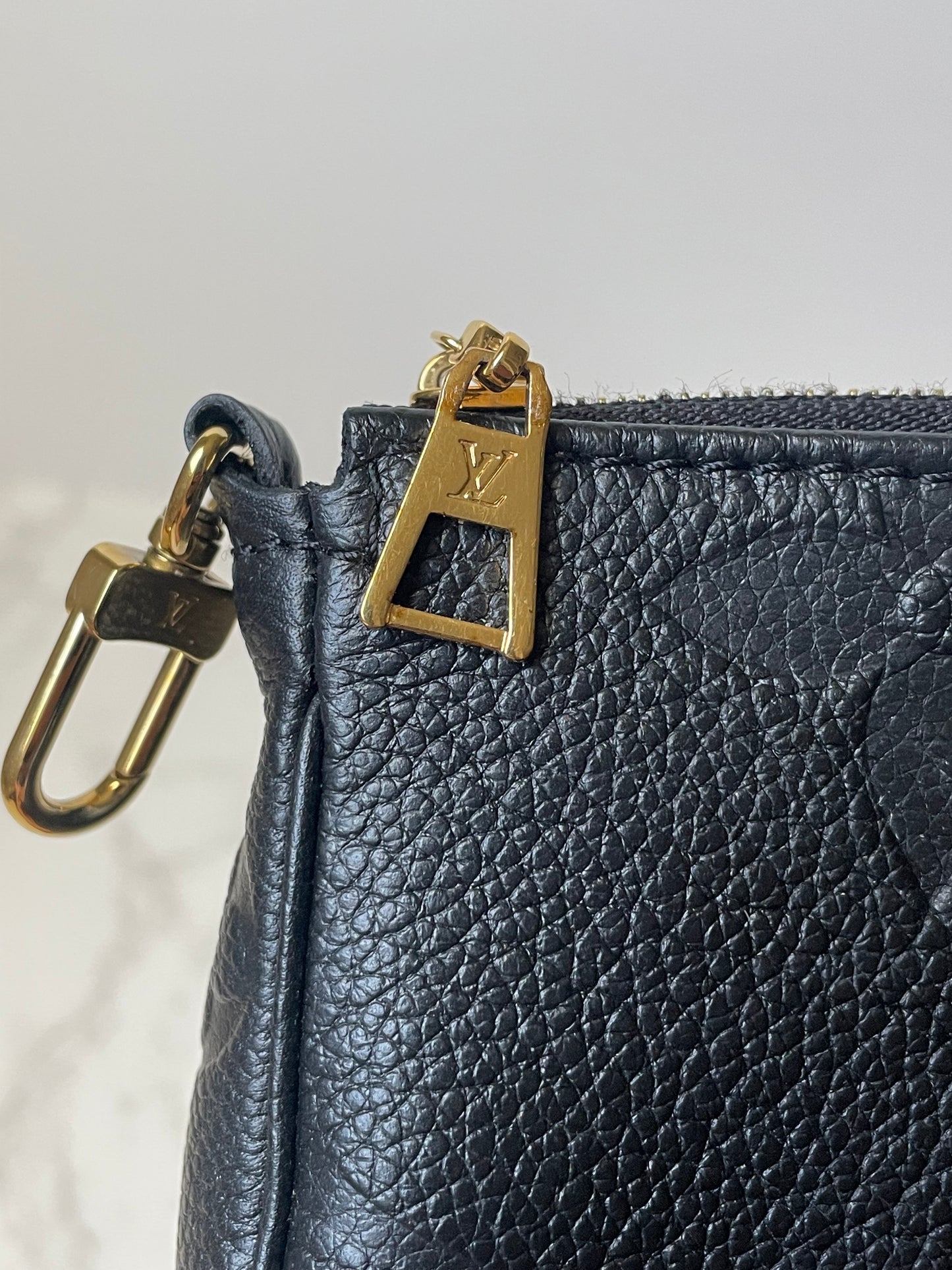 Louis Vuitton Multi Pochette Accessoires Black