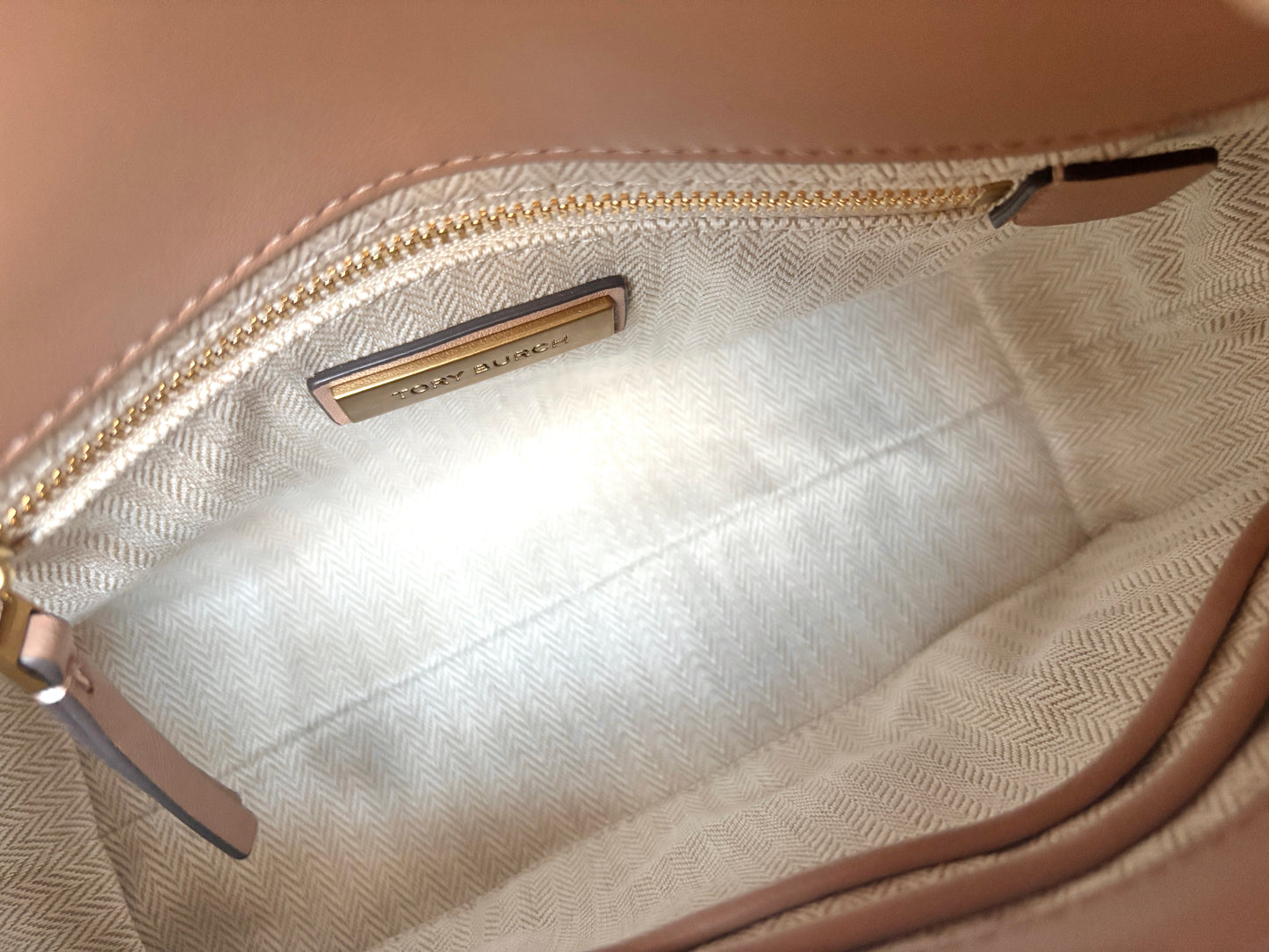 Tory Burch Kira Small Convertible Shoulder Bag