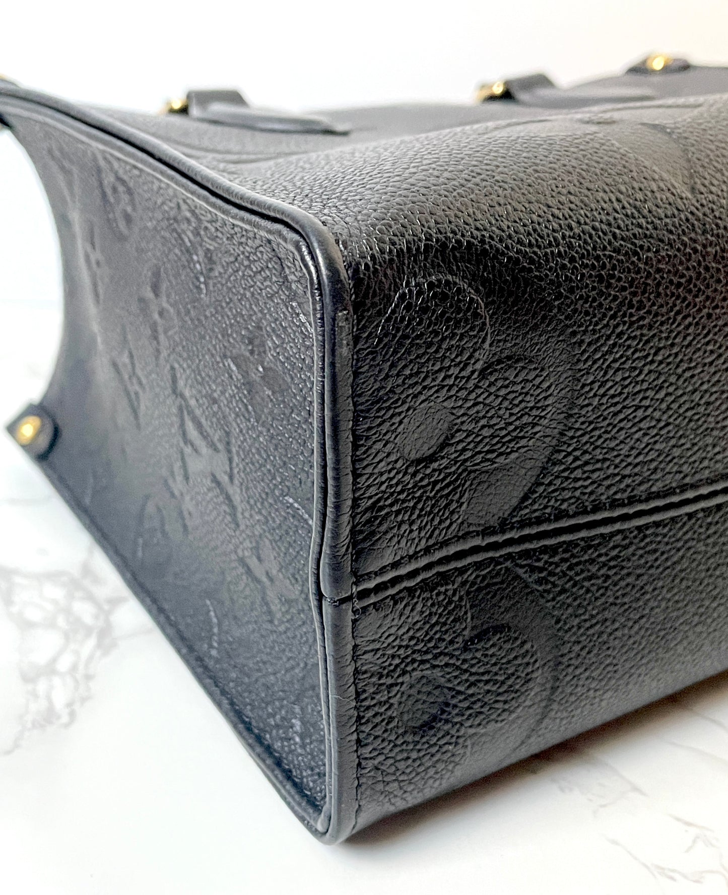 Louis Vuitton OntheGo PM