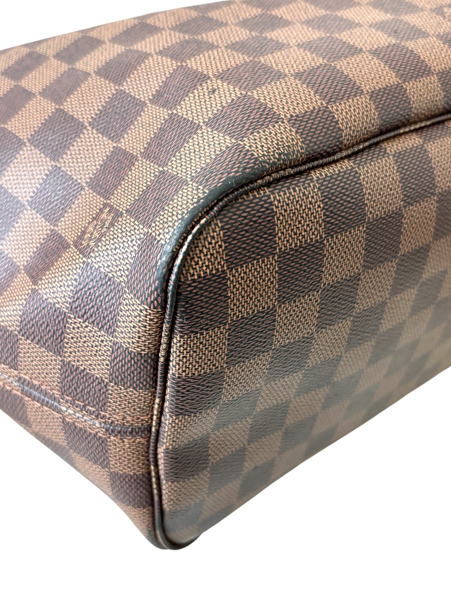 Louis Vuitton Neverfull MM with Pouch