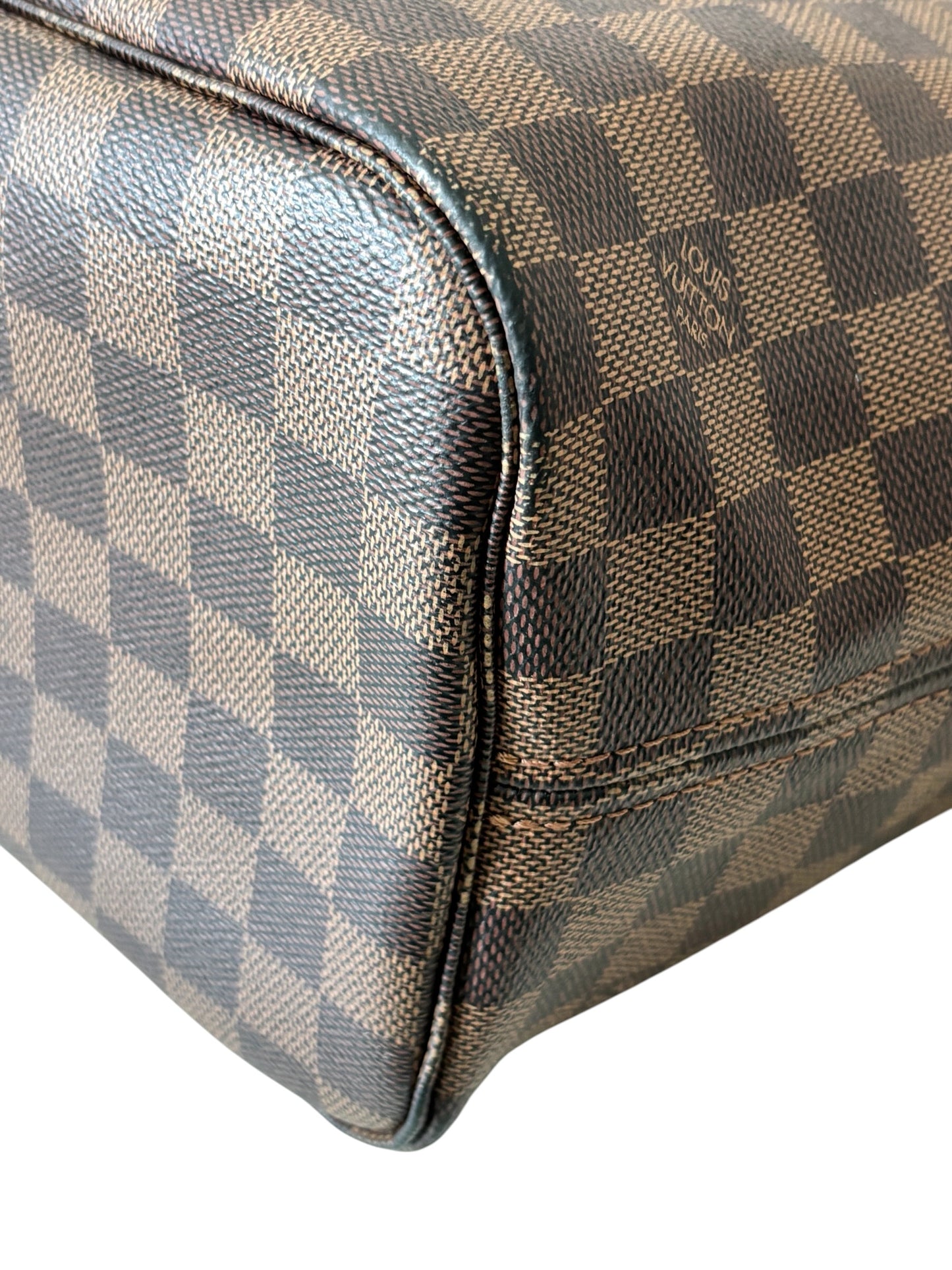Louis Vuitton Neverfull MM with Pouch