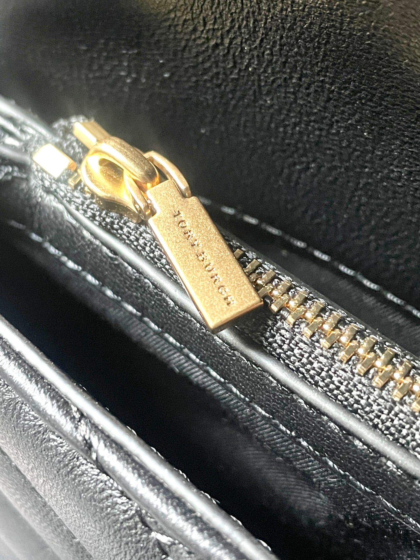 Tory Burch Kira Wallet on Chain