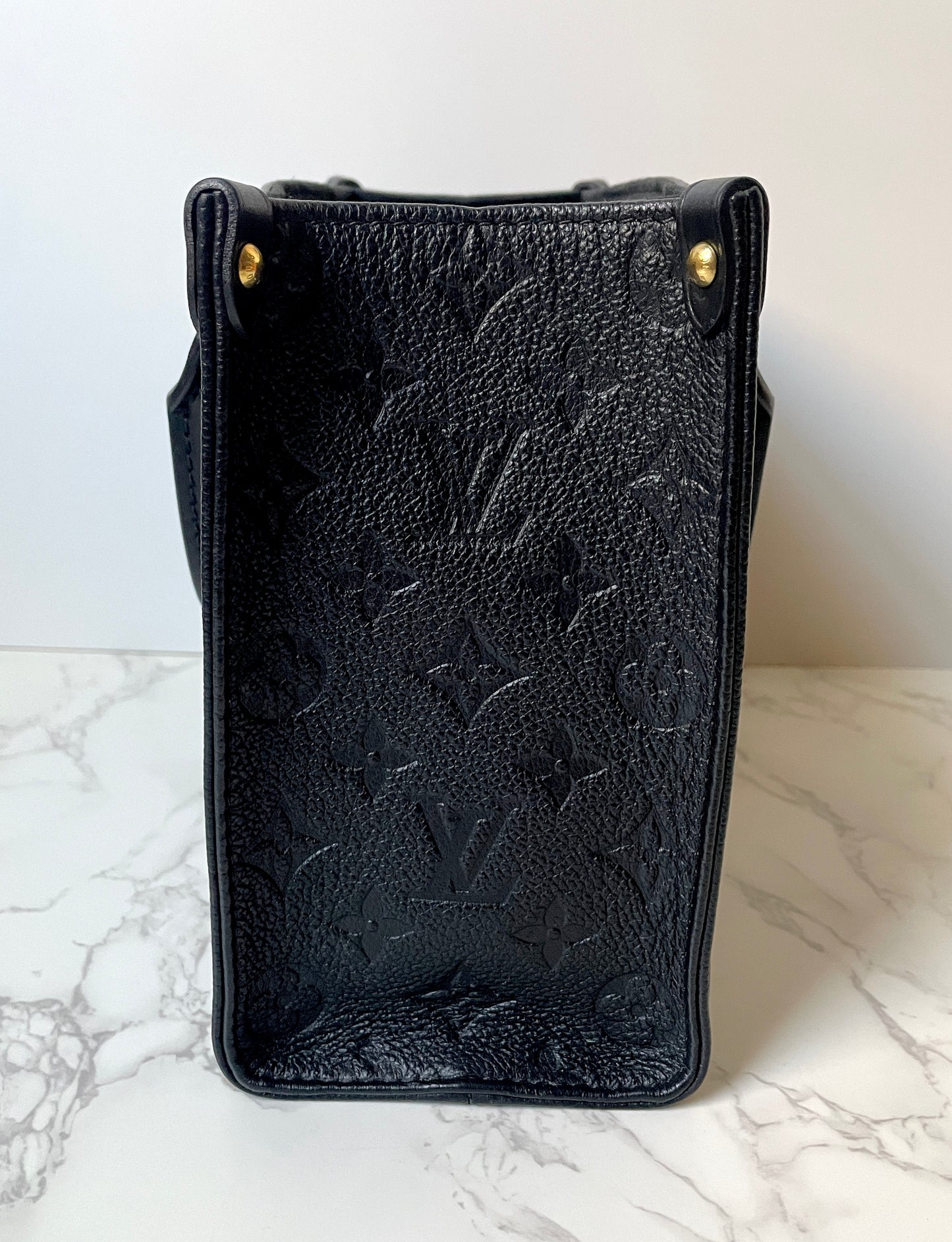 Louis Vuitton OntheGo PM