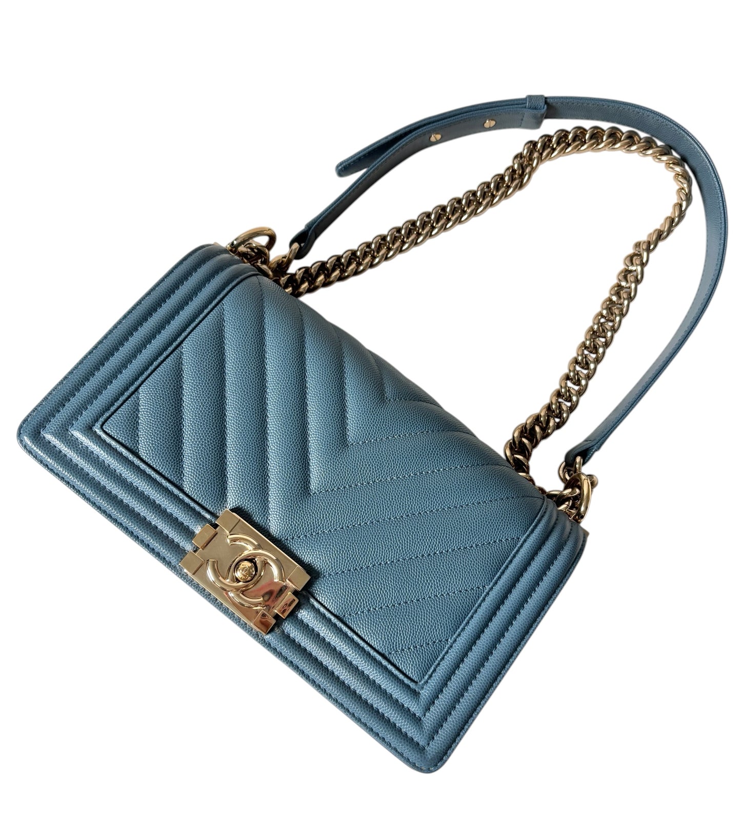 Chanel Boy Bag Caviar Old Medium