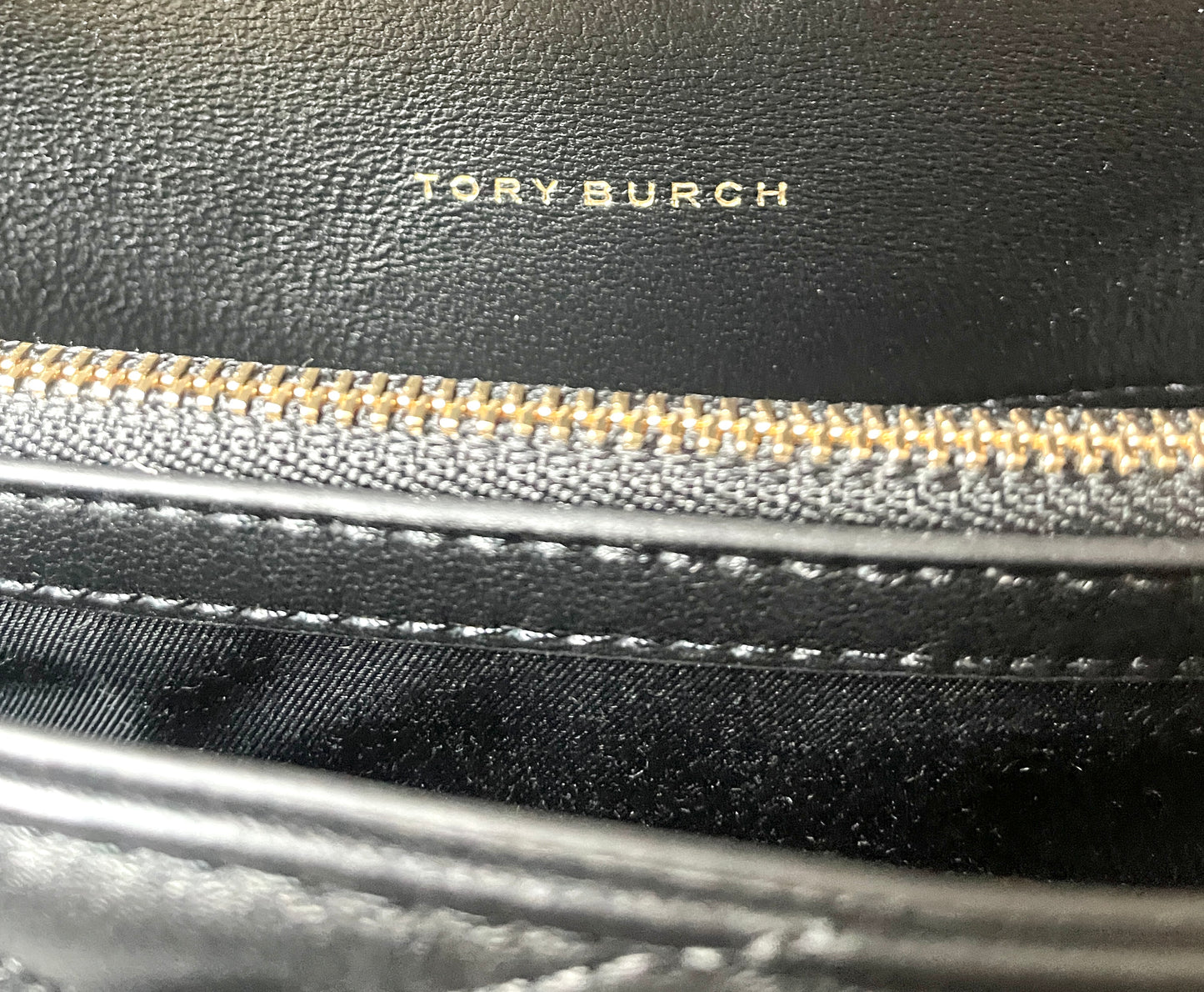 Tory Burch Kira Wallet on Chain