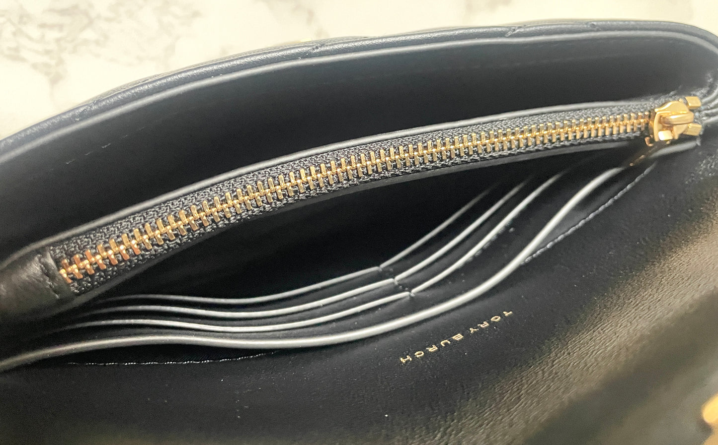 Tory Burch Kira Wallet on Chain