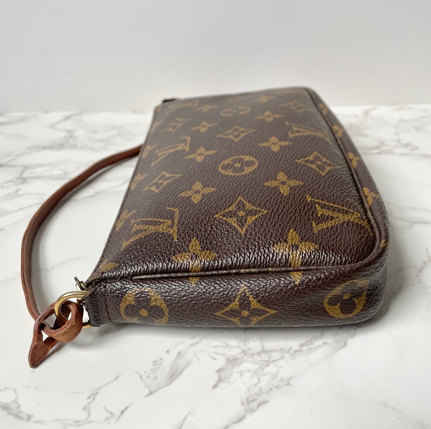 Louis Vuitton Vintage Pochette Accessoires