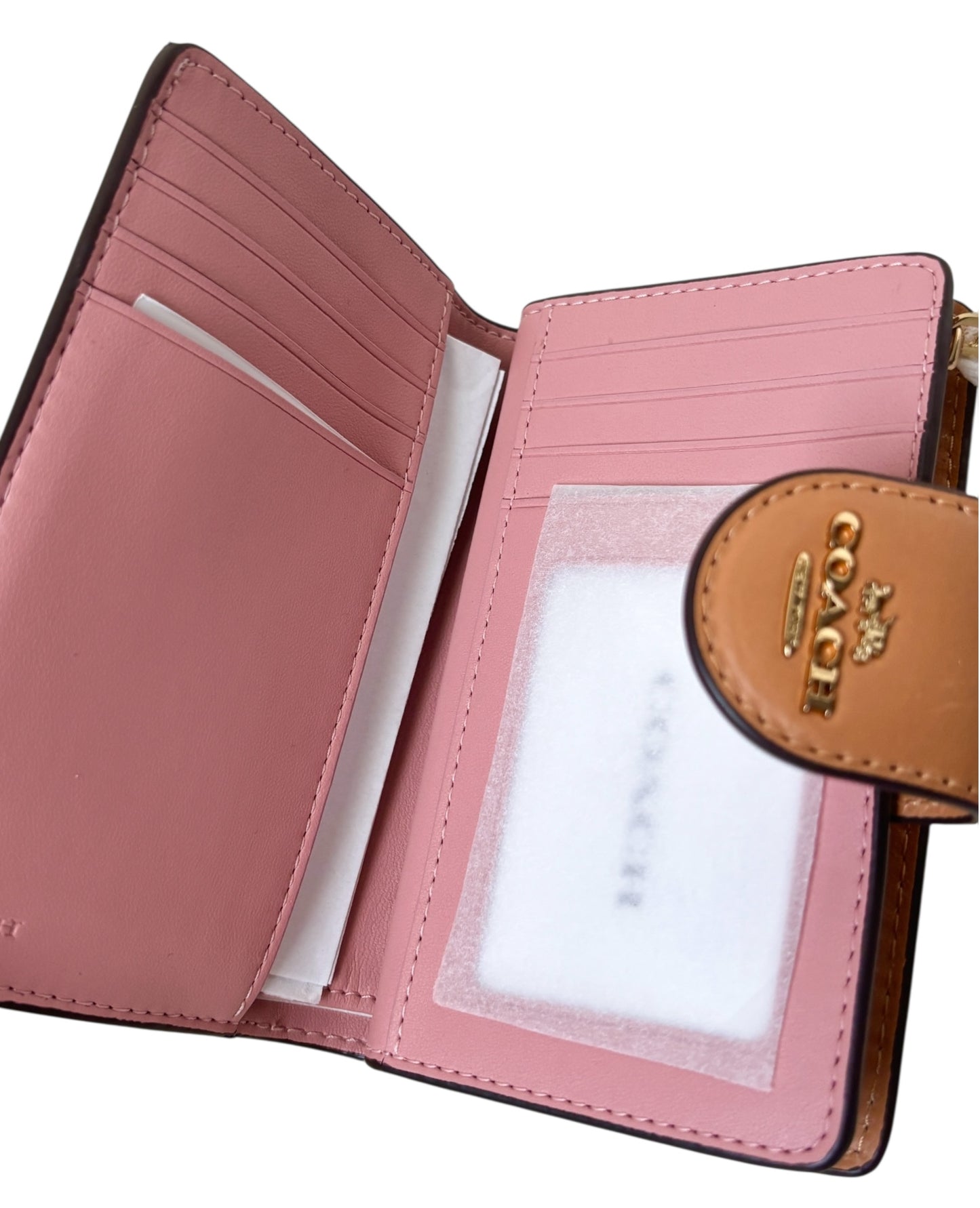 Coach Medium Corner Zip Wallet