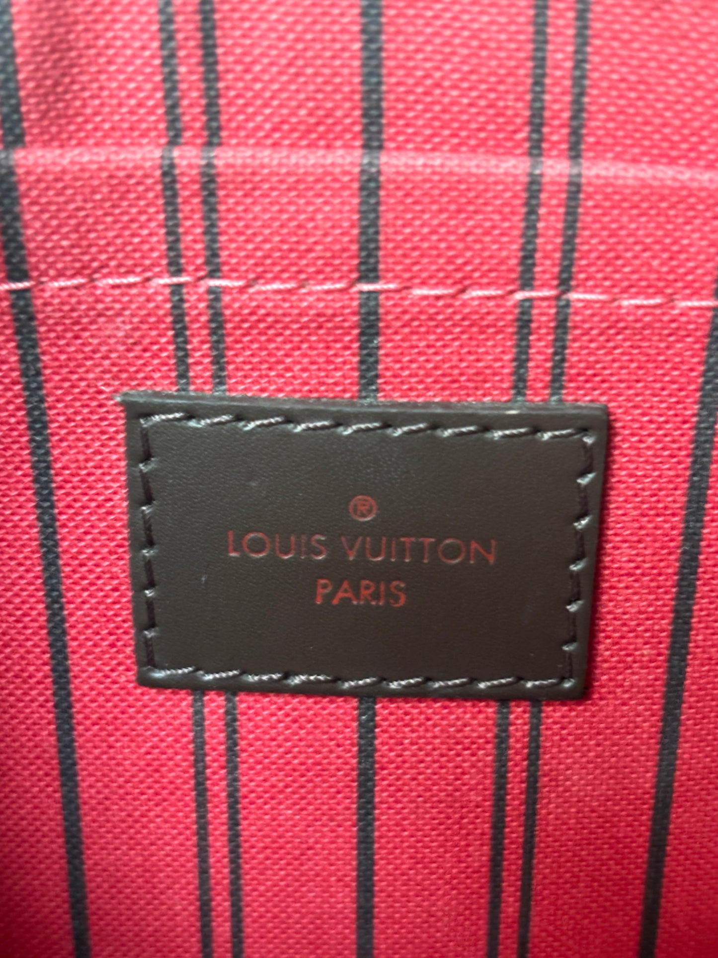 Louis Vuitton Neverfull MM Pouch