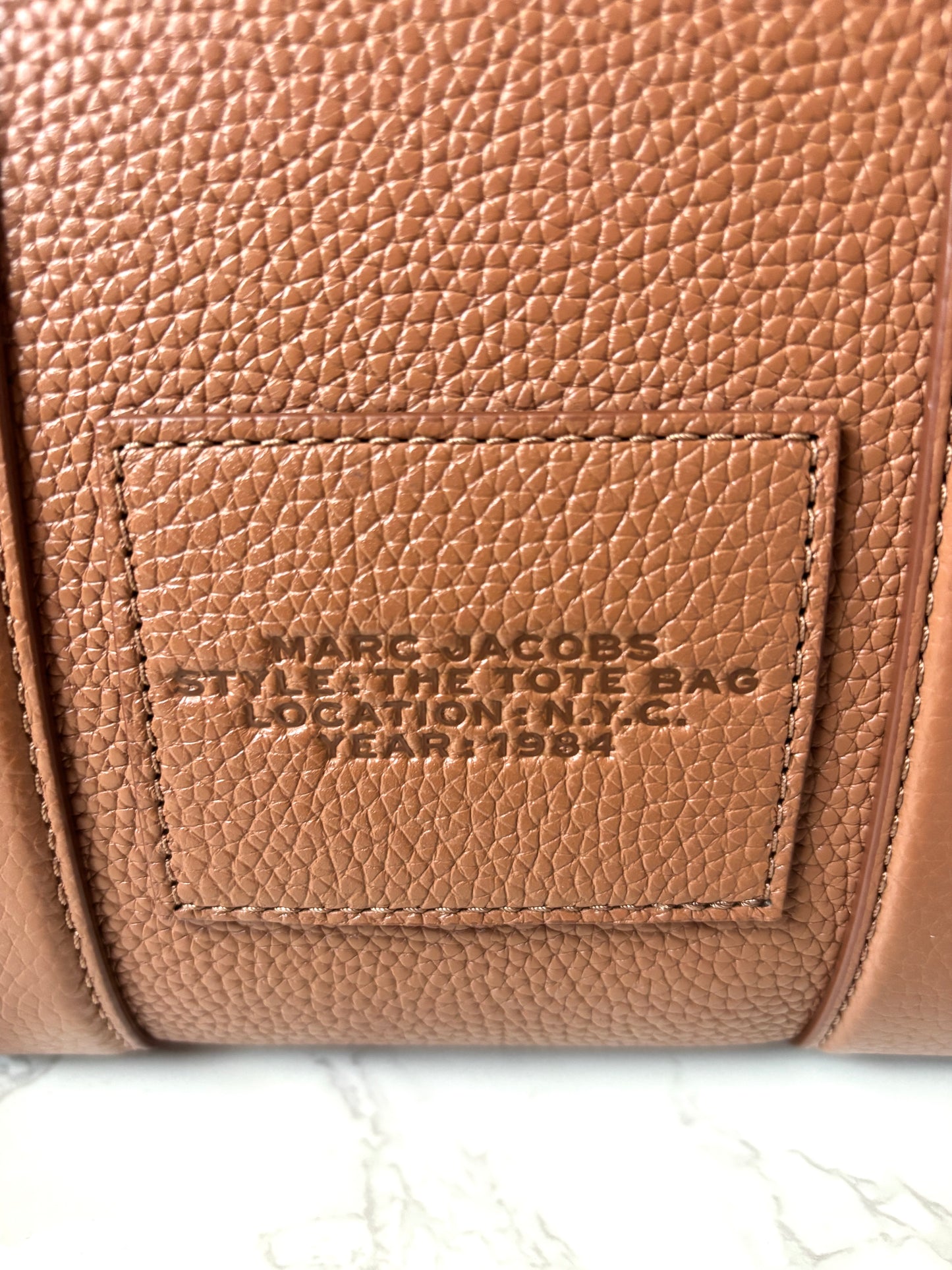 Marc Jacobs Small The Tote Bag
