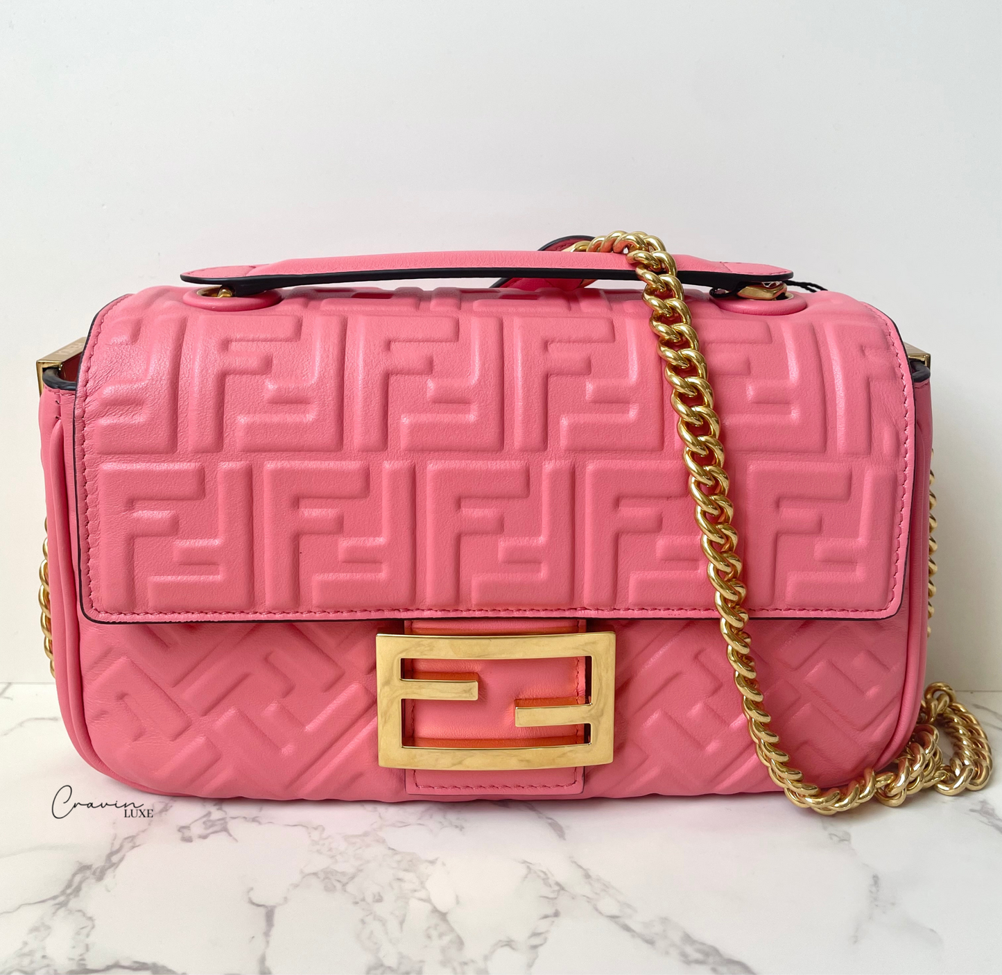 Fendi midi baguette bag pink 