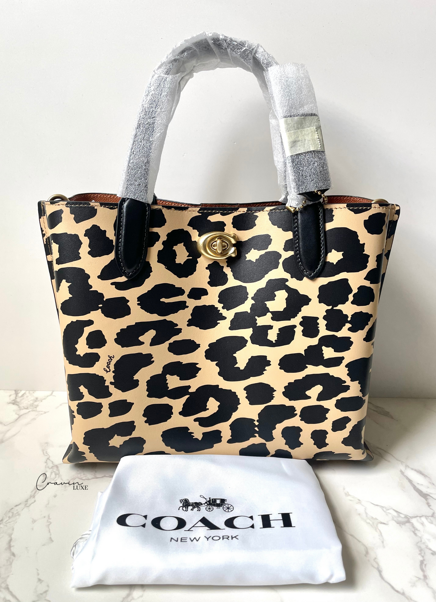 Coach Willow Tote 24 in Leopard