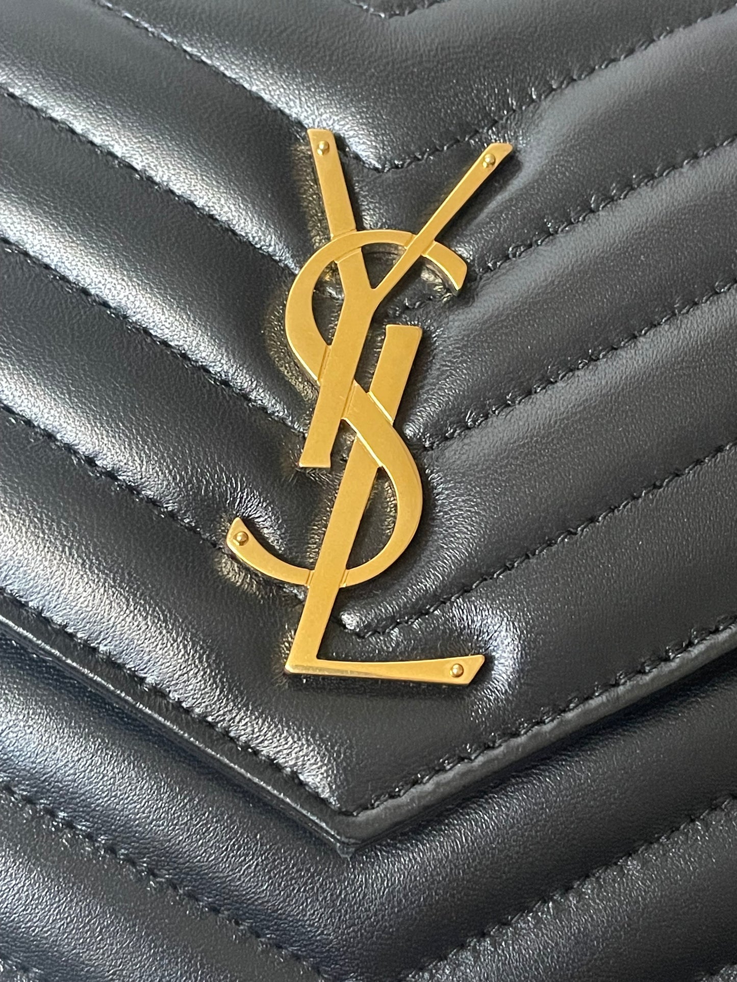 Saint Laurent Large Wallet on Chain