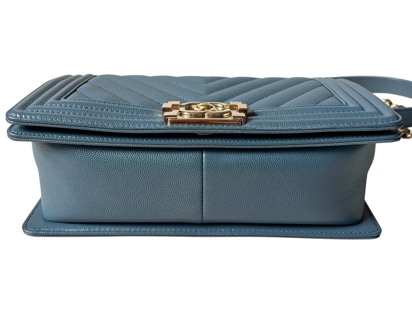 Chanel Boy Bag Caviar Old Medium