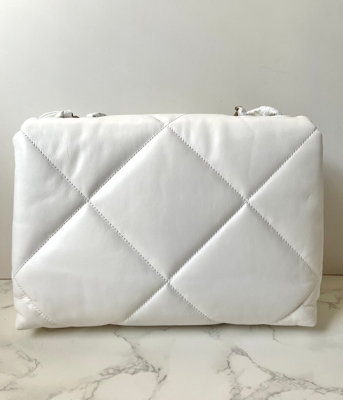 Tory Burch Kira Diamond Large Convertible Shoulder Bag