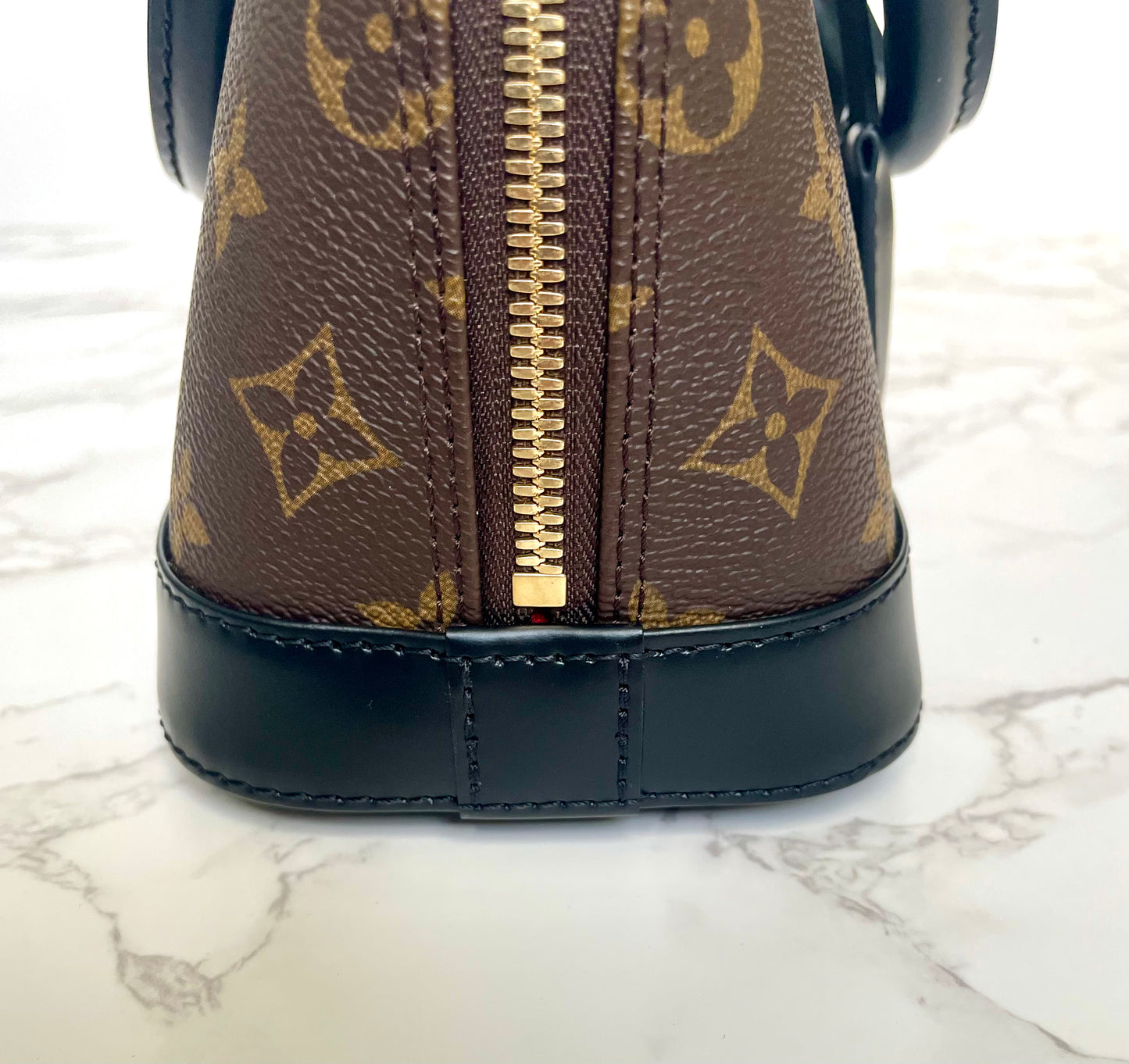 Louis Vuitton Alma BB World Tour