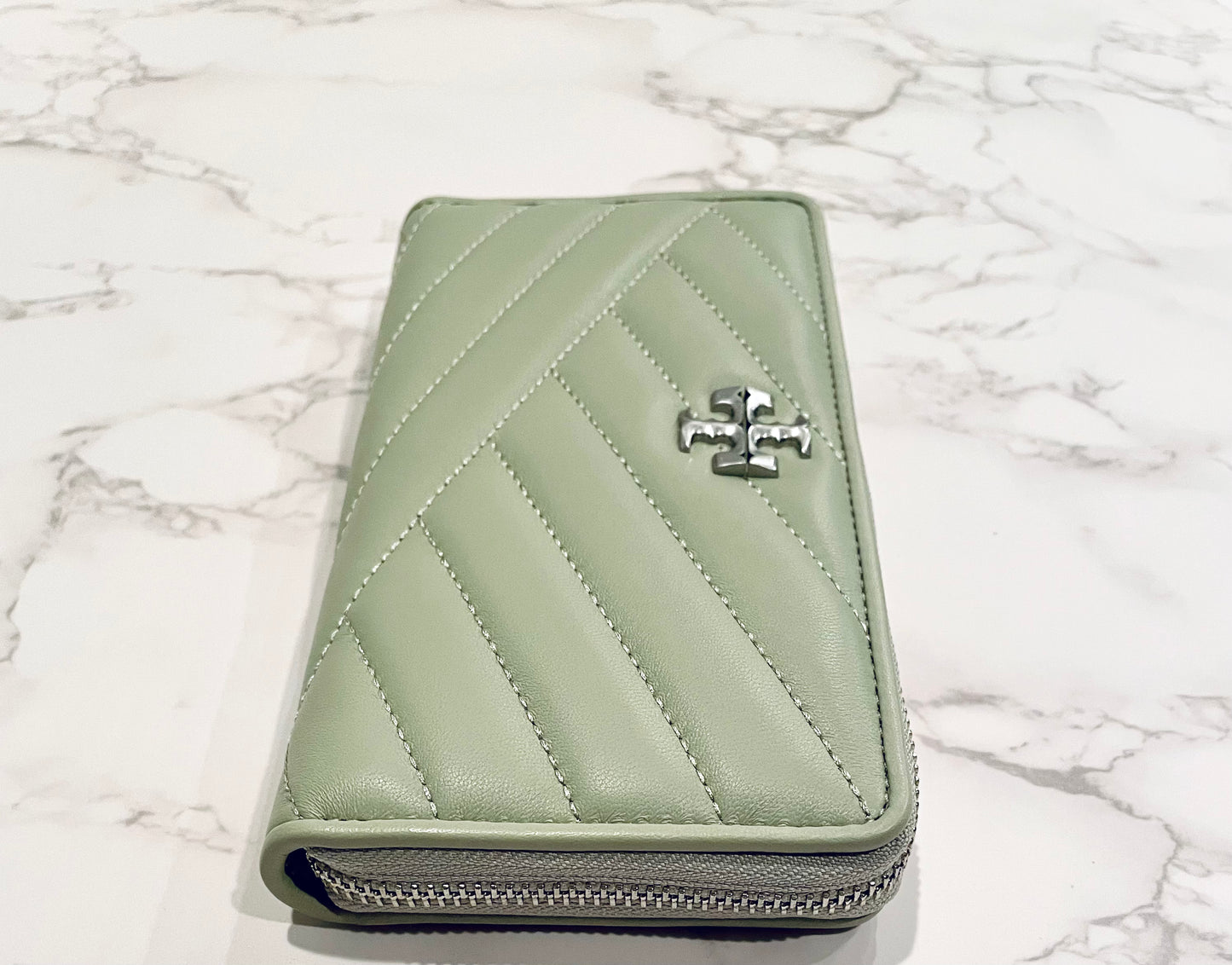 Tory Burch Kira Zip Continental Wallet