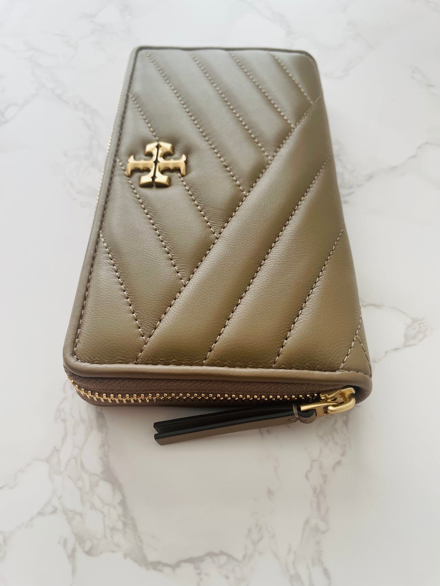 Tory Burch Kira Zip Continental Wallet